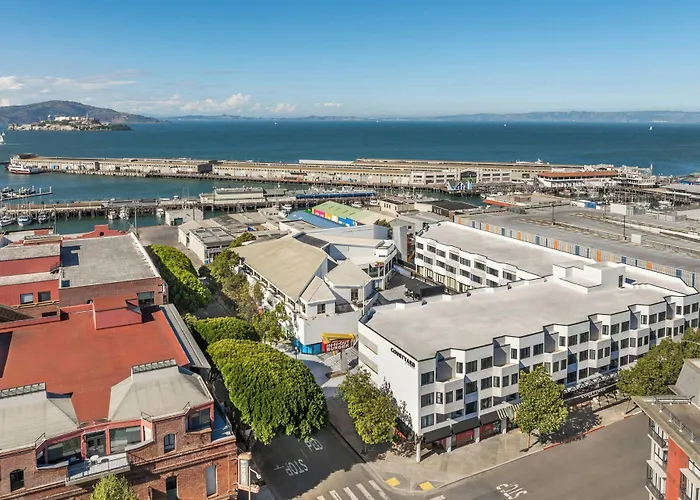 Courtyard By Marriott Fishermans Wharf